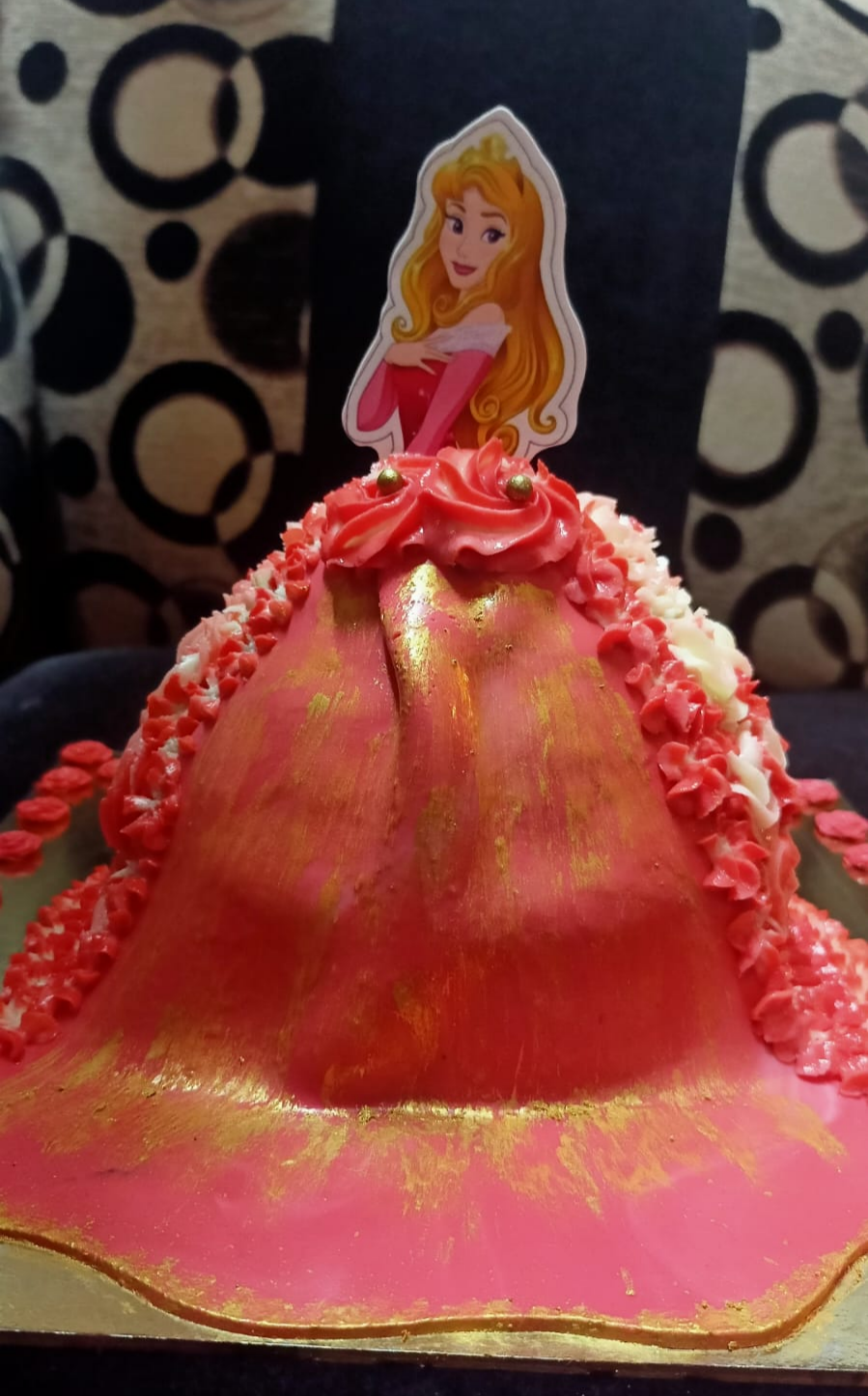 Custom Cake 4